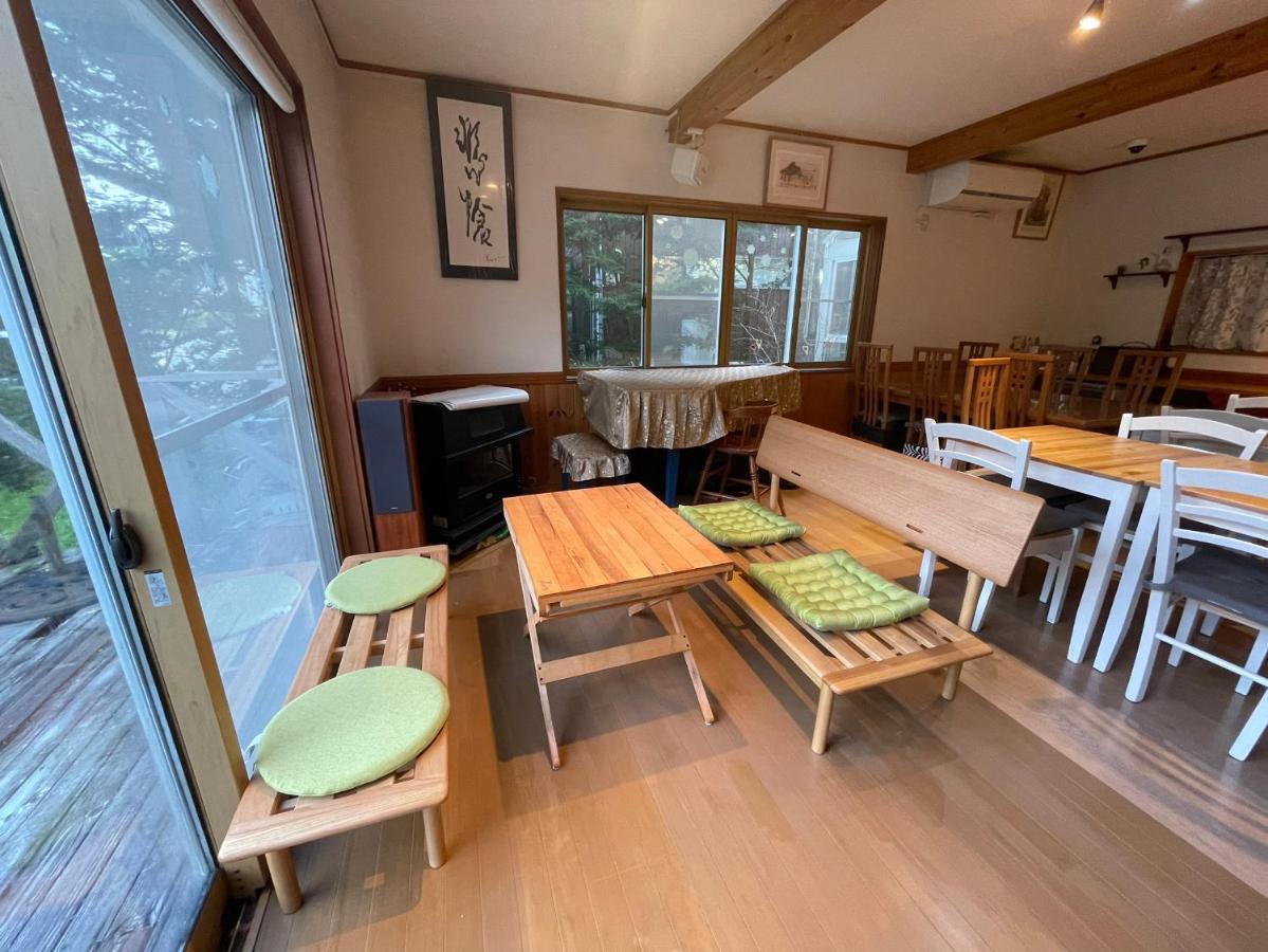 Guest House Chaconne Каруидзава Экстерьер фото