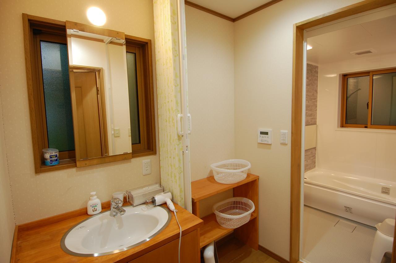 Guest House Chaconne Каруидзава Экстерьер фото