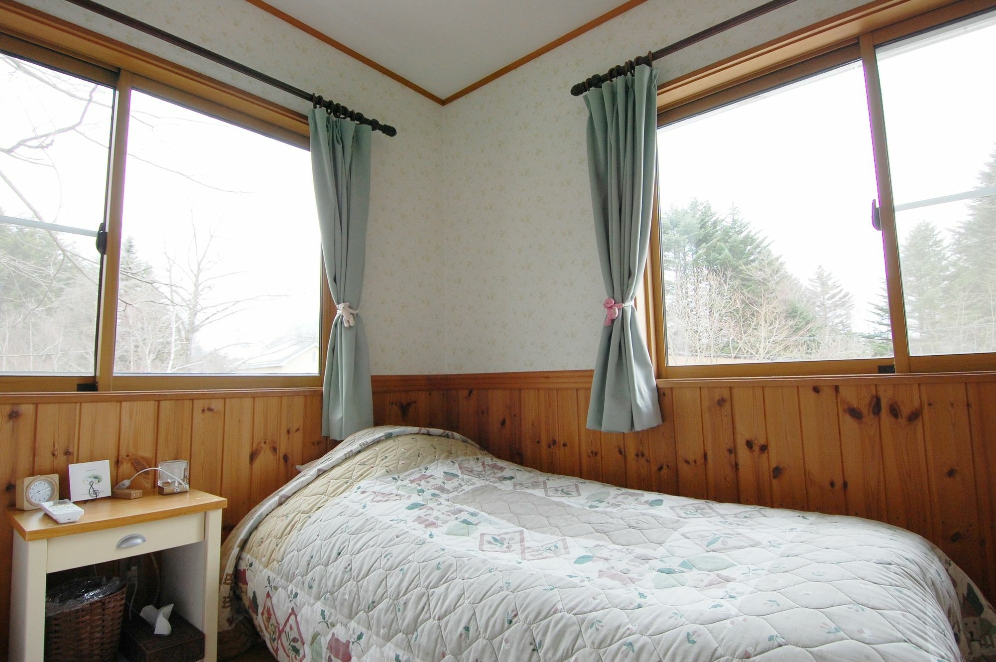 Guest House Chaconne Каруидзава Экстерьер фото