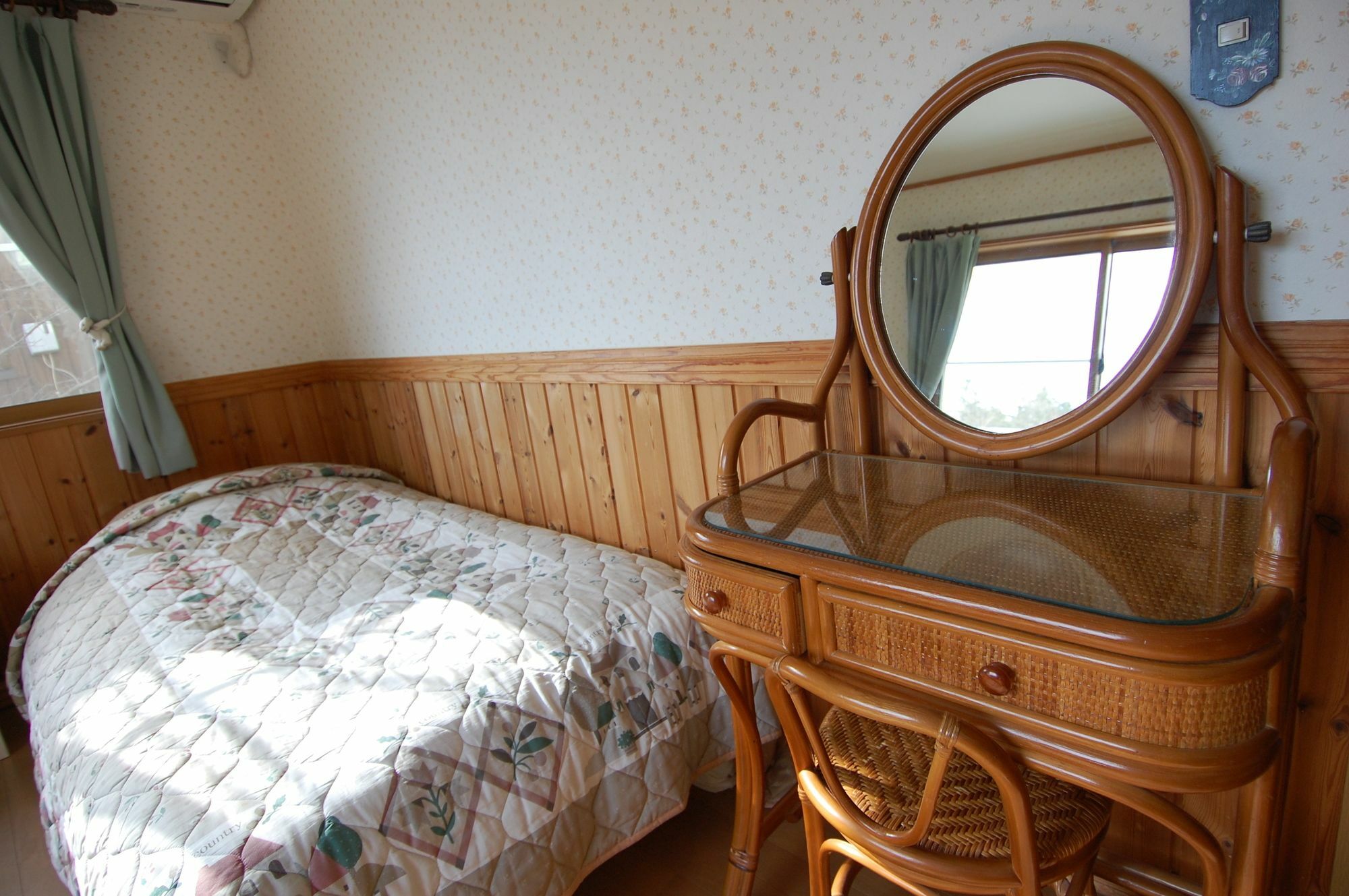 Guest House Chaconne Каруидзава Экстерьер фото